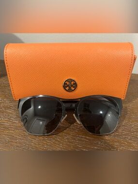 Authentic Tory Burch Black Sunglasses